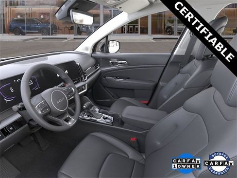 Certified 2025 Kia Sportage EX image 17