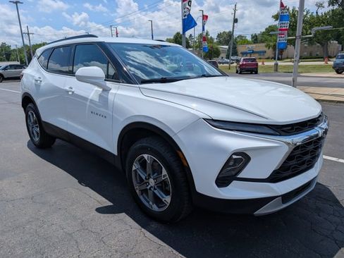 Used 2024 Chevrolet Blazer LT w/ Convenience Package FWD image 7