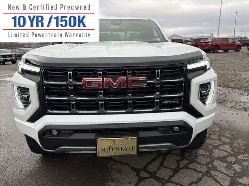 Used 2025 GMC Canyon AT4 image 2