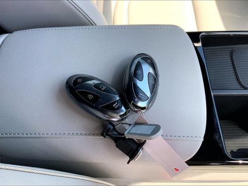 Used 2025 Hyundai Tucson Limited AWD/4WD image 33