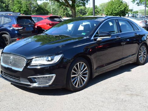 Used 2020 Lincoln MKZ AWD w/ Convenience Package image 4