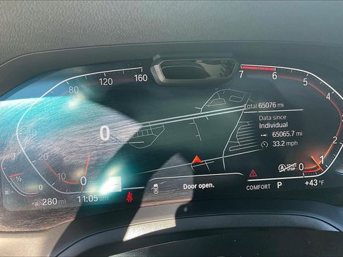 Used 2021 BMW 430i xDrive Coupe w/ M Sport Package image 25