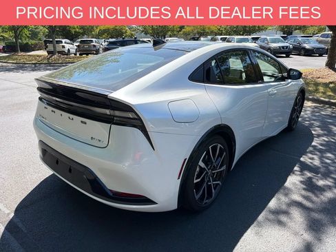 Used 2026 Toyota Prius Plug-In Hybrid FWD image 6