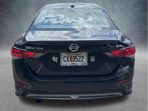 Used 2023 Nissan Sentra SR w/ SR Premium Package FWD image 11