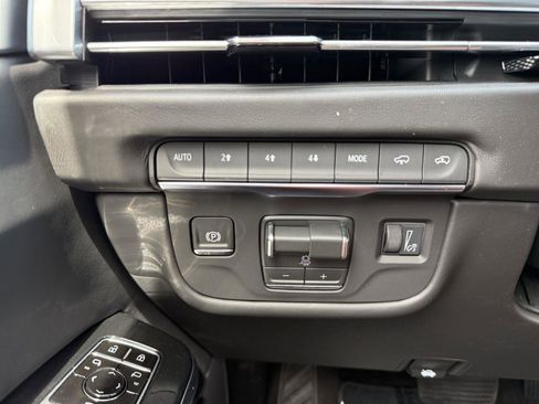 New 2026 Cadillac Escalade Platinum Sport AWD/4WD image 19
