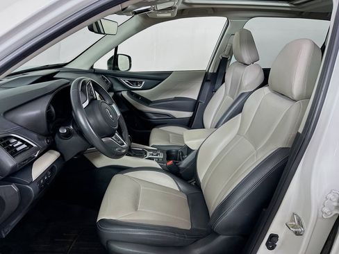 Used 2023 Subaru Forester Limited image 8