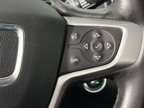 Used 2018 GMC Terrain SLE image 18