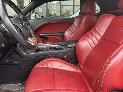 Used 2021 Dodge Challenger SRT Hellcat w/ Plus Package image 4