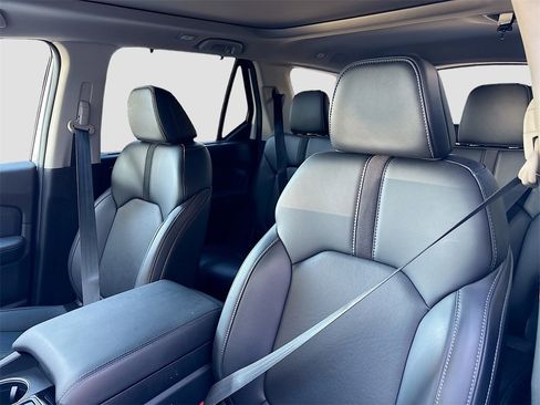 Used 2023 Honda Pilot Touring image 21