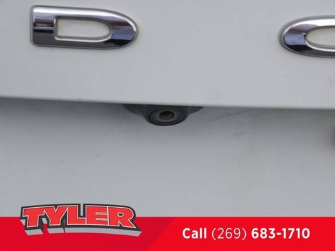 Used 2017 Dodge Grand Caravan SXT FWD image 16