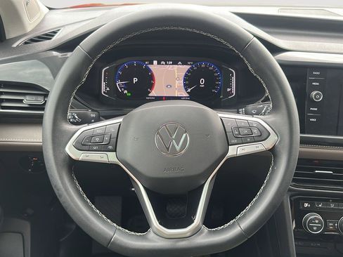 Used 2022 Volkswagen Taos SEL AWD/4WD image 28