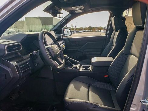 New 2025 Toyota 4Runner TRD Off-Road Premium image 10