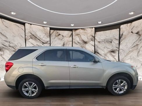 Used 2013 Chevrolet Equinox LS image 7