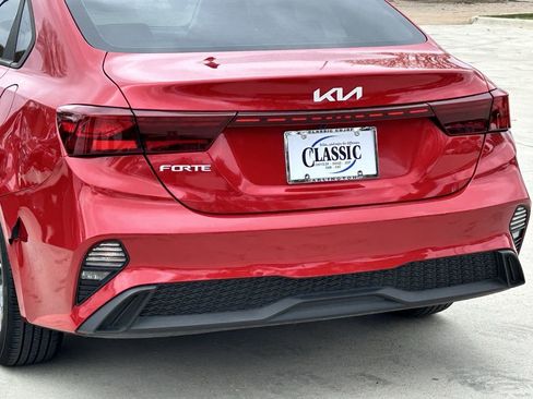 Used 2024 Kia Forte LXS image 6