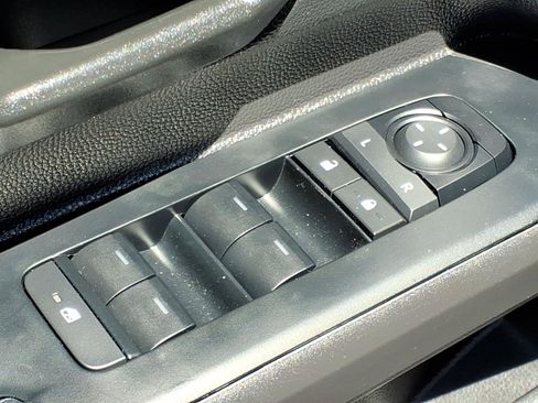 Certified 2025 Toyota Tacoma TRD Pro AWD/4WD image 14