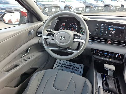 Certified 2023 Hyundai Elantra SEL w/ Cargo Package image 15
