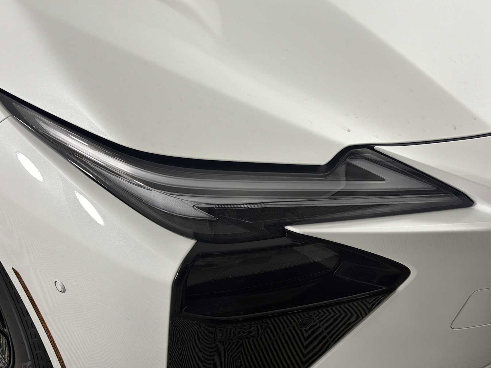 New 2026 Lexus ES 350h w/ Accessory Package (Z2) FWD image 15