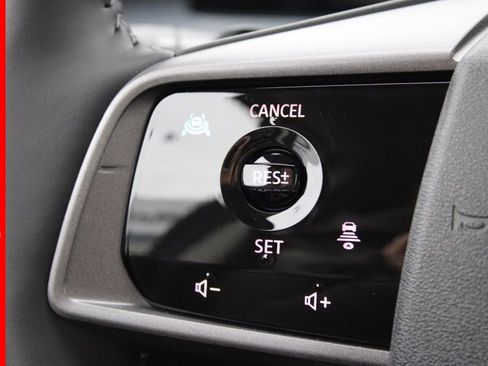 New 2025 Nissan Murano SL image 23