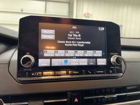 Used 2024 Mitsubishi Outlander ES AWD/4WD image 14