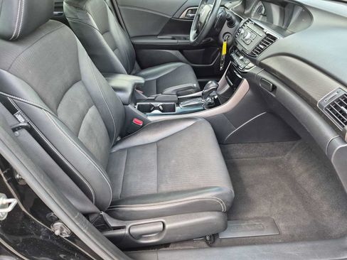 Certified 2017 Honda Accord Sport image 20