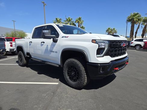New 2026 Chevrolet Silverado 2500 ZR2 AWD/4WD image 1