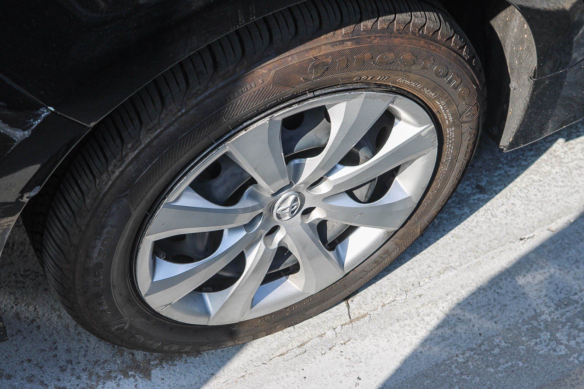 Used 2024 Toyota Corolla LE FWD image 16