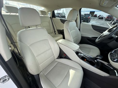 Used 2024 Chevrolet Malibu LT image 22