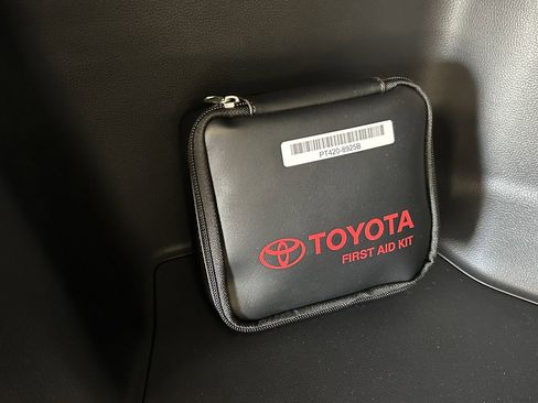 Used 2026 Toyota 4Runner SR5 image 16