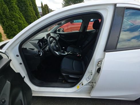 Used 2018 Toyota Yaris iA FWD image 7