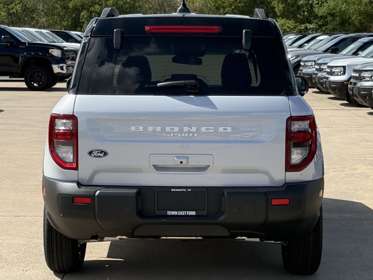 New 2026 Ford Bronco Sport Outer Banks w/ Outer Banks Tech Package+ AWD/4WD image 6