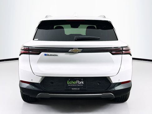 Used 2025 Chevrolet Equinox EV LT w/ Convenience Package FWD image 7