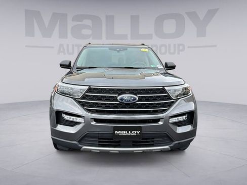 Certified 2021 Ford Explorer XLT w/ Equipment Group 202A AWD/4WD image 8