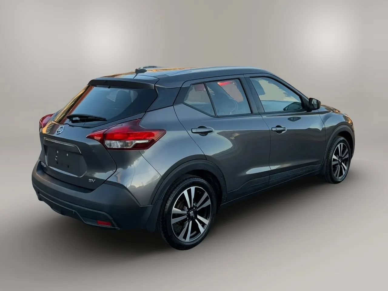 Used 2019 Nissan Kicks SV FWD image 9