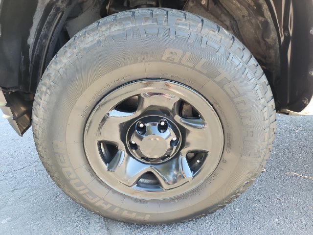 Used 2018 Toyota Tacoma SR RWD image 15