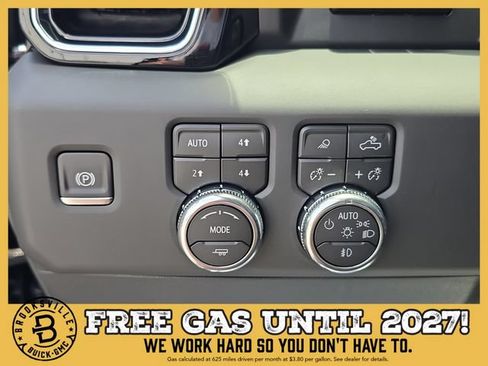 New 2026 GMC Sierra 1500 Denali w/ Denali Reserve Package AWD/4WD image 24