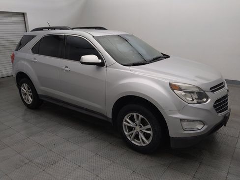 Used 2017 Chevrolet Equinox LT w/ Convenience Package FWD image 11