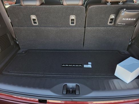 New 2026 Nissan Armada SL w/ Captain's Chari Seat Package image 14