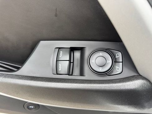 Used 2020 Chevrolet Camaro SS RWD image 9