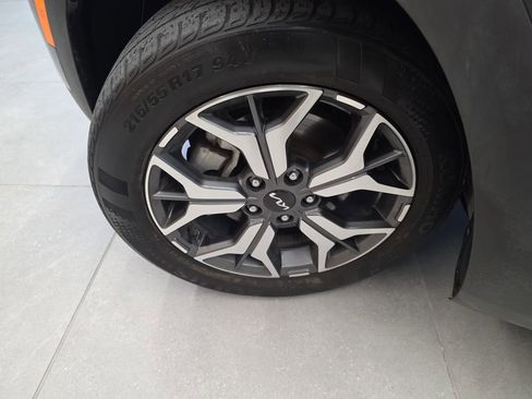 Used 2023 Kia Seltos EX AWD/4WD image 35