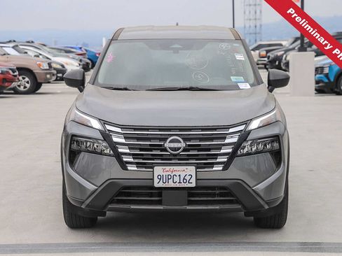 Used 2025 Nissan Rogue S FWD image 2