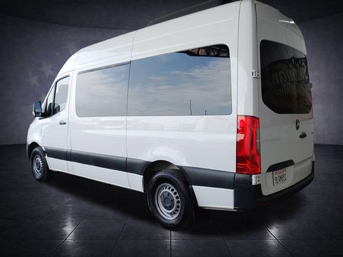 Used 2024 Mercedes-Benz Sprinter 2500 image 3