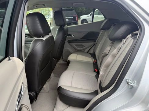 Used 2015 Buick Encore FWD image 11