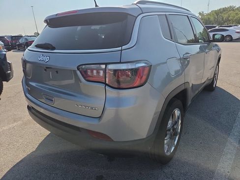 Used 2019 Jeep Compass Limited AWD/4WD image 2