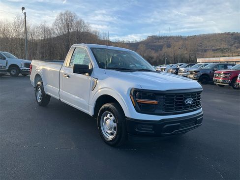 New 2025 Ford F150 XL image 3