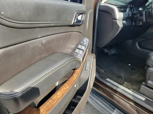 Used 2018 Chevrolet Tahoe LT RWD image 14