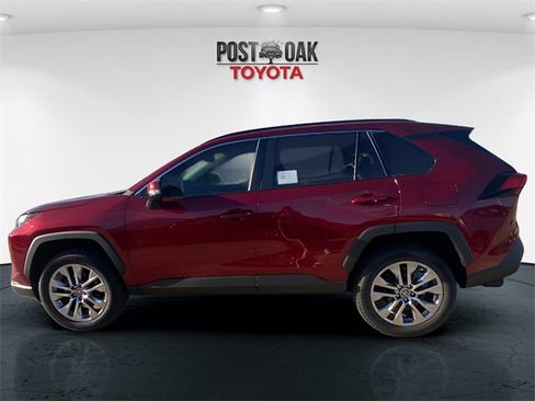 New 2025 Toyota RAV4 XLE Premium image 4