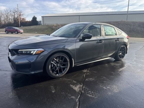 New 2026 Honda Civic Sport image 2