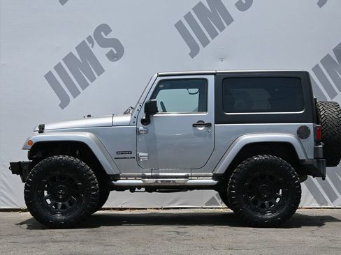 Used 2015 Jeep Wrangler Sport w/ Quick Order Package 24S AWD/4WD image 5