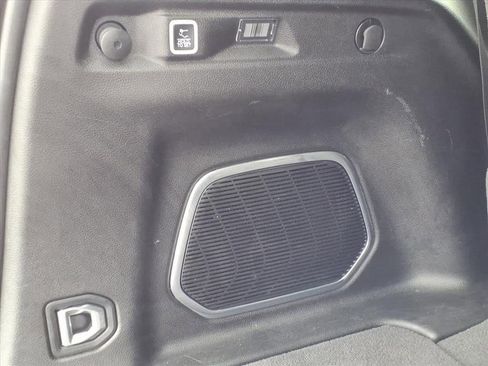 Used 2021 Jeep Grand Cherokee L Limited RWD image 13