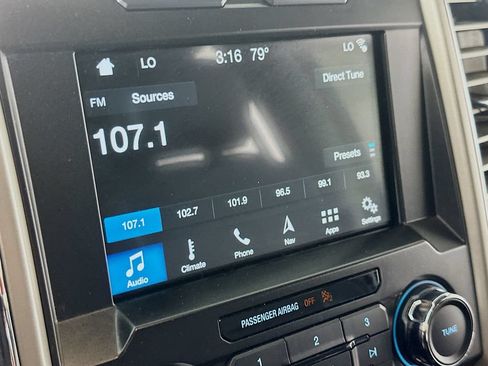 Used 2016 Ford F150 Lariat w/ Trailer Tow Package AWD/4WD image 28